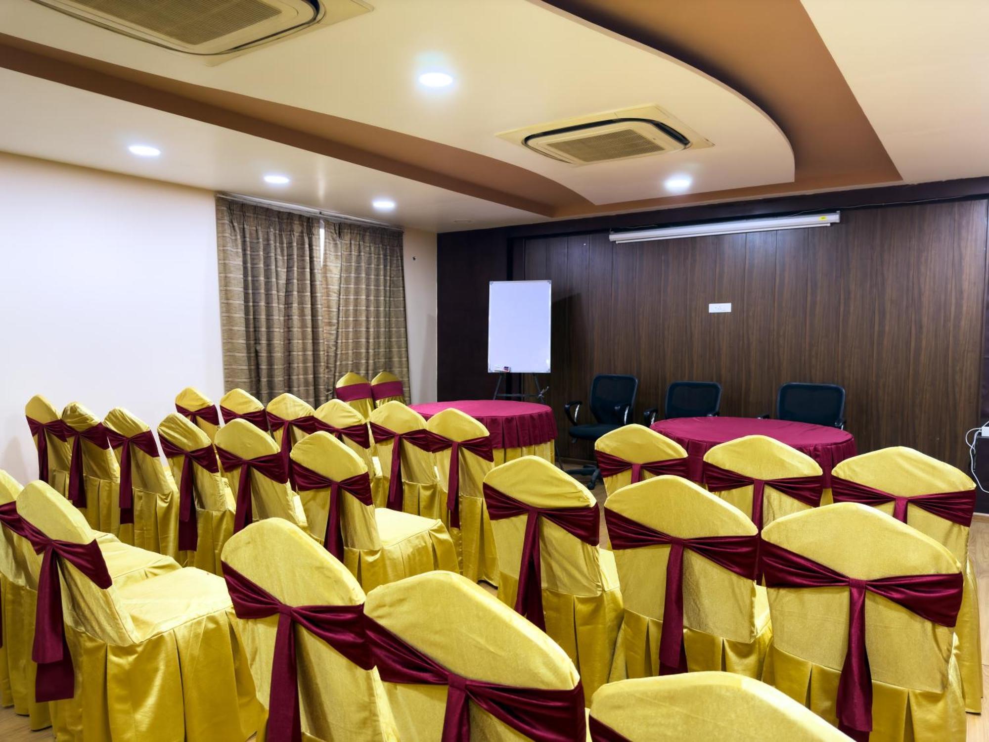 Hotel Royal Palm - A Budget Hotel In Udaipur Exterior photo