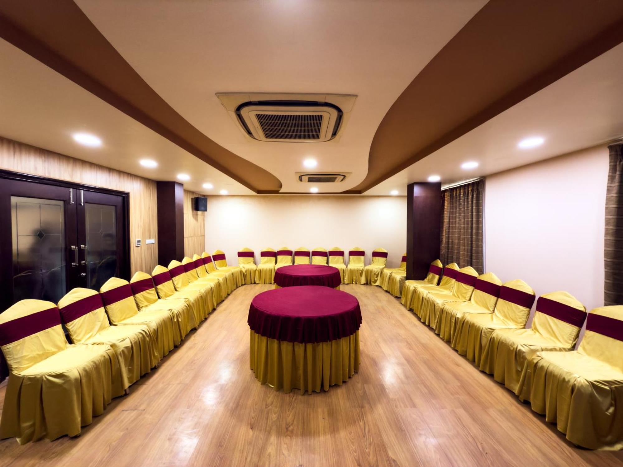 Hotel Royal Palm - A Budget Hotel In Udaipur Exterior photo