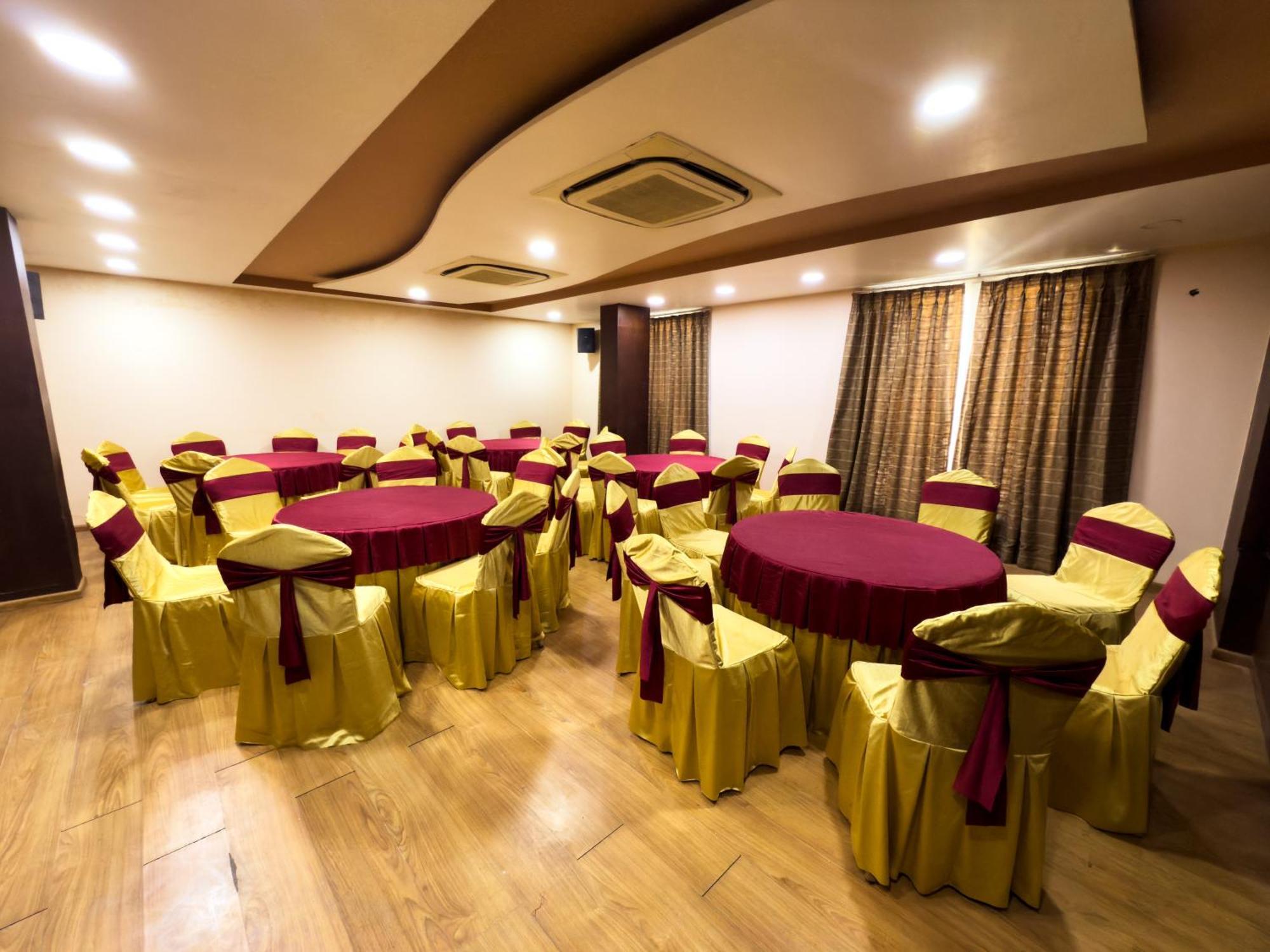 Hotel Royal Palm - A Budget Hotel In Udaipur Exterior photo